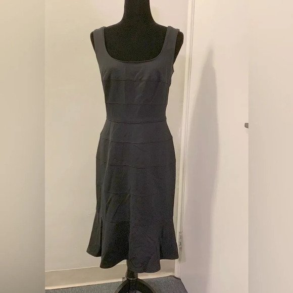 T BY TADASHI Tiered Cocktail Dress in‎ Black - Picture 1 of 8
